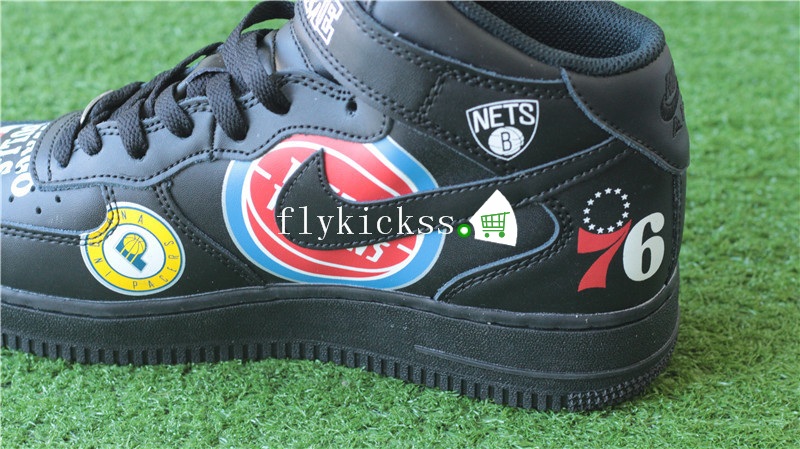 Supreme x NBA Nike Air Force 1 Mid Black